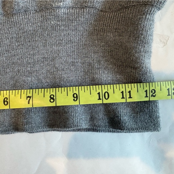 Kit and Ace Merino Sweater - Picture 7 of 7